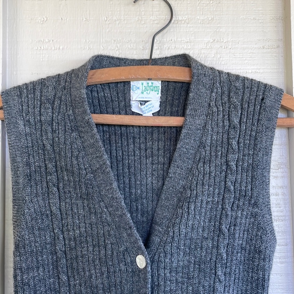 Vintage Wool Vest 🐞